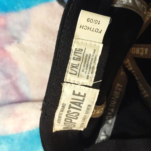 Aeropostale - Picture 3 of 3